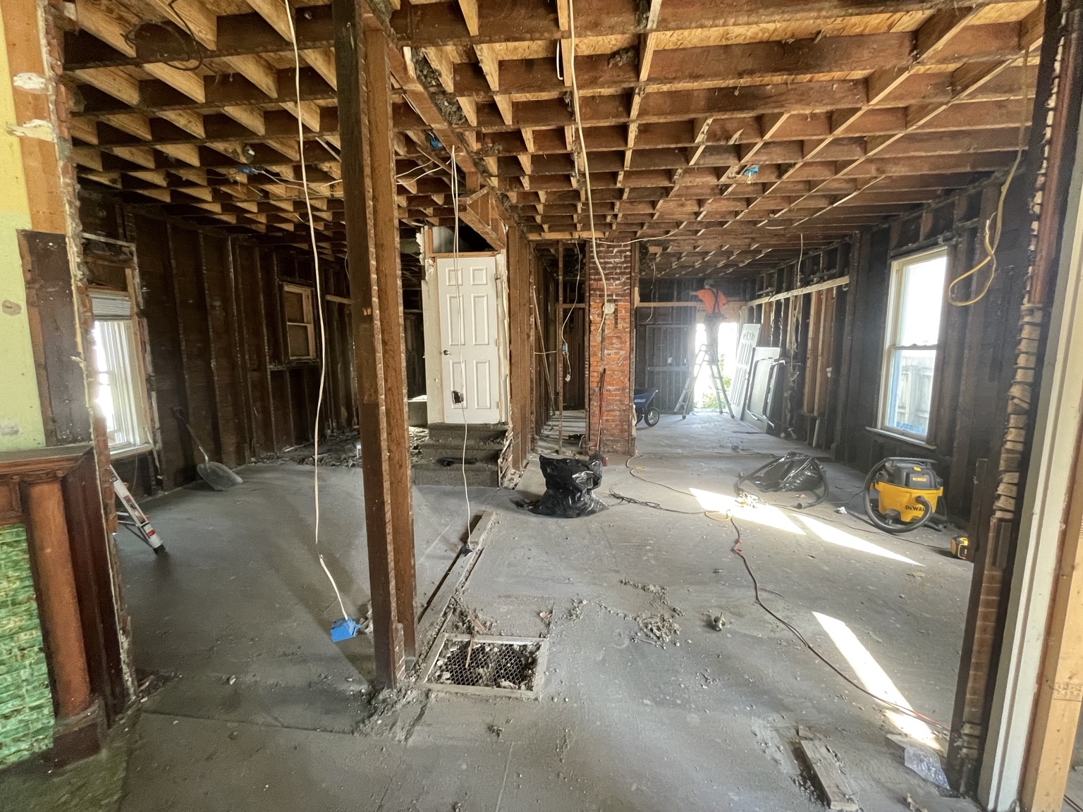 Parkway Avenue - Interior Tear-Out
